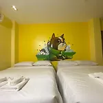 Au Bon Hostel