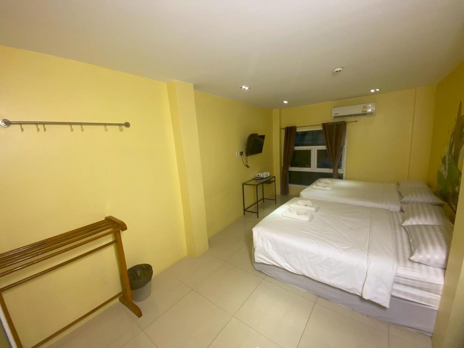 Aubon Hostel *